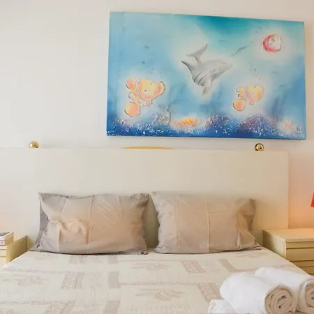 - Apartamento
